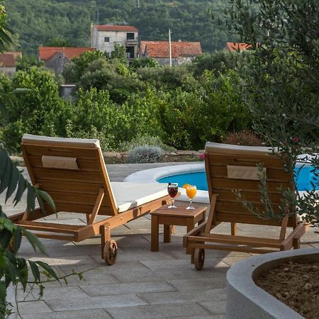 Holiday Village Home Kamenica Kostanje Exterior photo