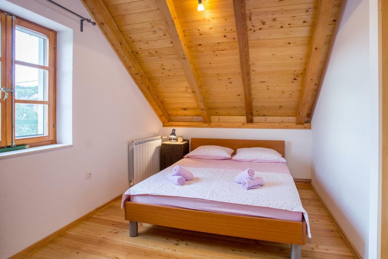 Holiday Village Home Kamenica Kostanje Exterior photo
